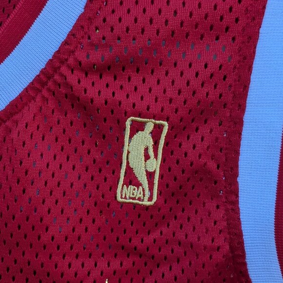 Allen Iverson 1996-97 Harwood Classics Mitchell & Ness Jersey - Picture 6 of 6